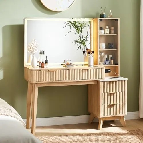 Fluted Vanity Desk with 36" Lighted Mirror in Oak
