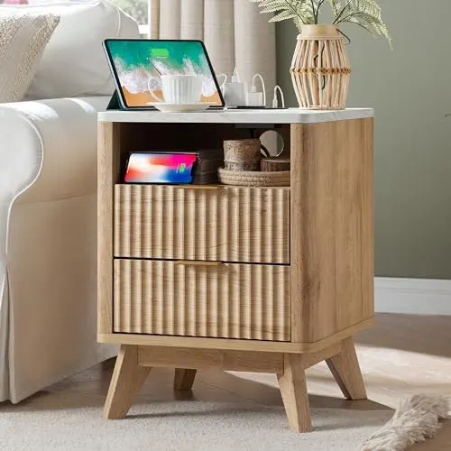 Fluted Nightstand Set of 2, 18" in Natural Oak