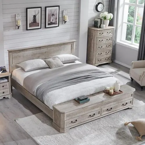 Farmhouse Bed with Storage Bench in Light Rustic Oak