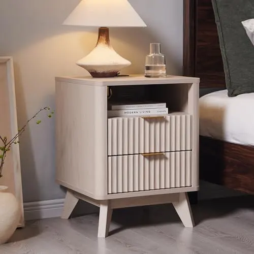 Fluted Nightstand Set of 2, 18" in White Alder