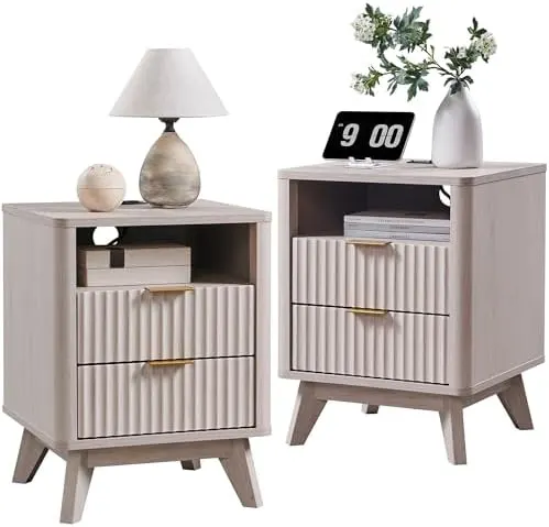Fluted Nightstand Set of 2, 18" in White Alder